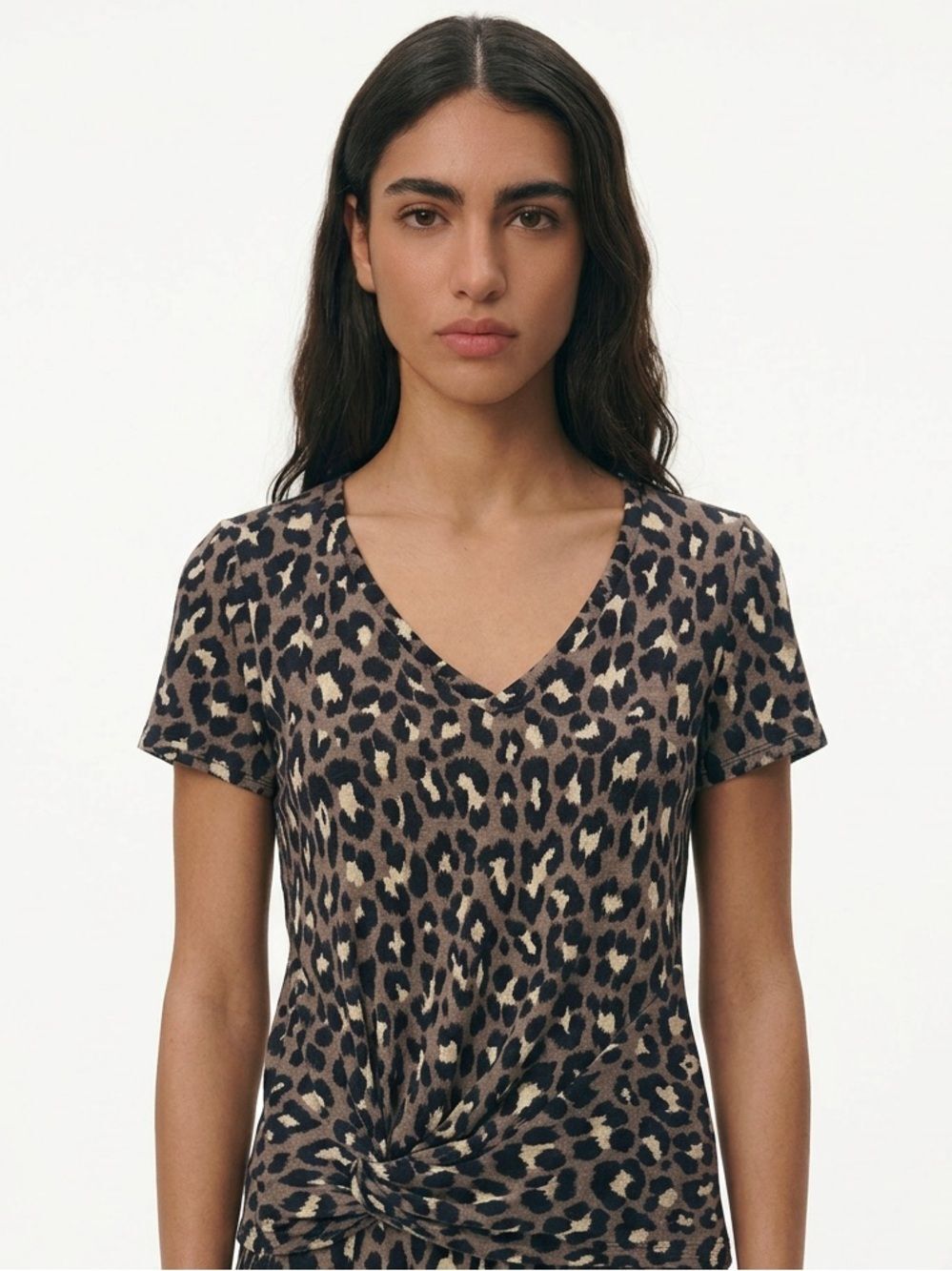 SOPRANO | Animal Print Short Sleeve Twist Front Top V-Neck Women’s Size Large